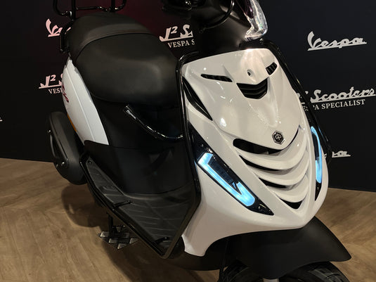 Piaggio Zip SP E5 Glans Wit