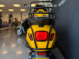 Vespa Sprint | Lamborghini Giallo Auge