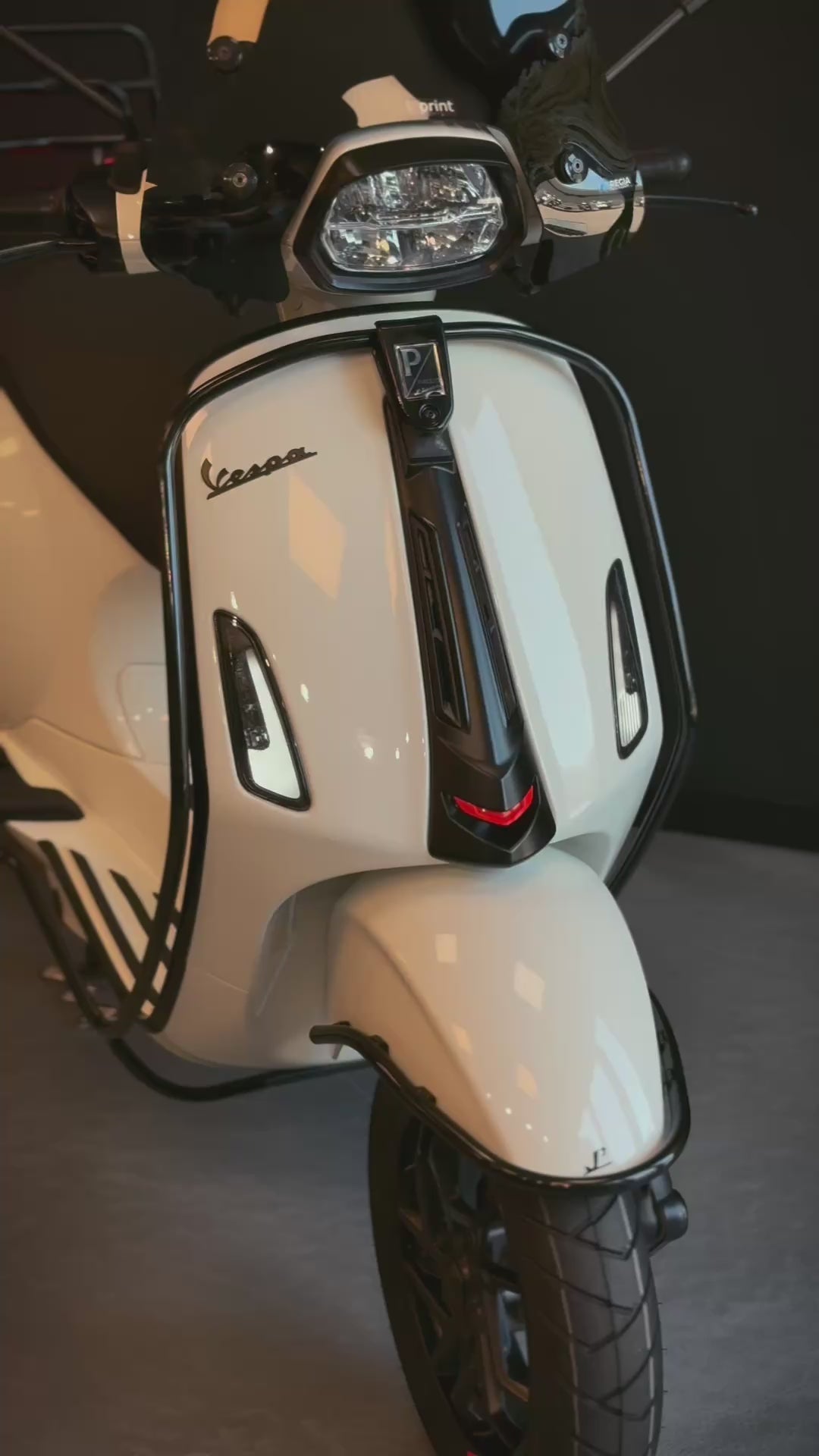 Vespa Sprint | Bianco Innocente