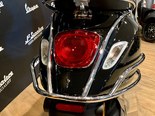 Vespa Sprint E5 glans zwart NERO LUCIDO