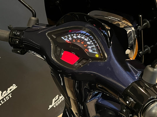 Vespa Sprint E5 Dark Midnight Blue
