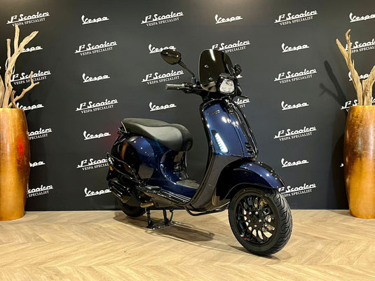 Vespa Sprint E5 Dark Midnight Blue