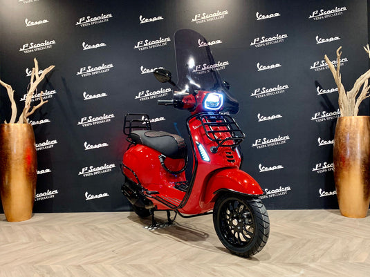 Vespa Sprint E5 rood ROSSO DRAGON