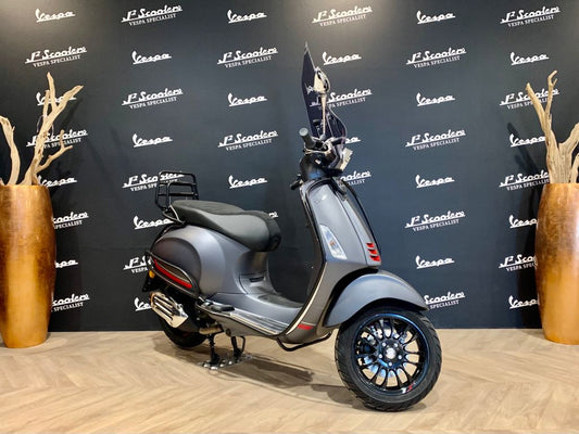 Vespa Sprint E5 mat grijs GRIGIO TRAVOLGENTE MATT