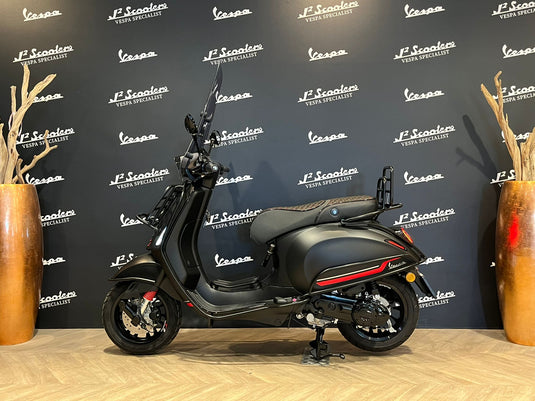 Vespa Sprint S E5 mat zwart NERO CONVINTO MATT