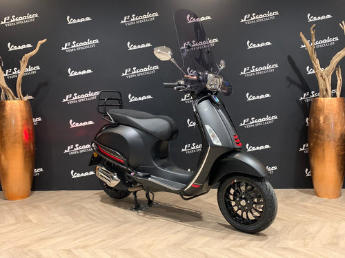 Vespa Sprint E5 mat zwart NERO CONVINTO MATT