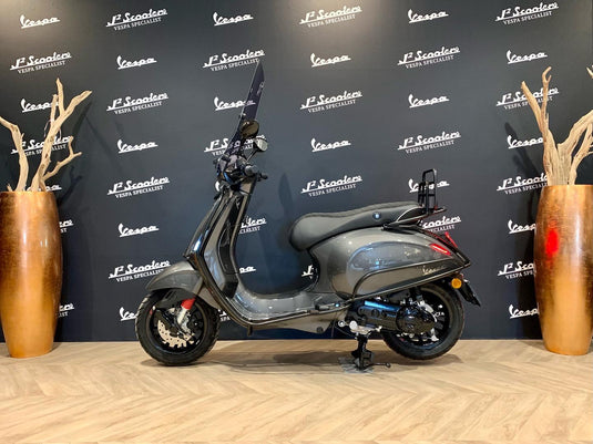 Vespa Sprint E5 Porsche Agaat Grijs