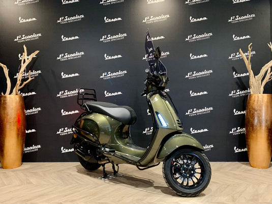 Vespa Sprint E5 Python Gold