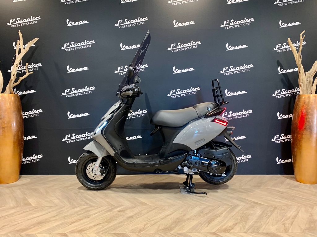 Piaggio Zip SP E5 Nardo Grey