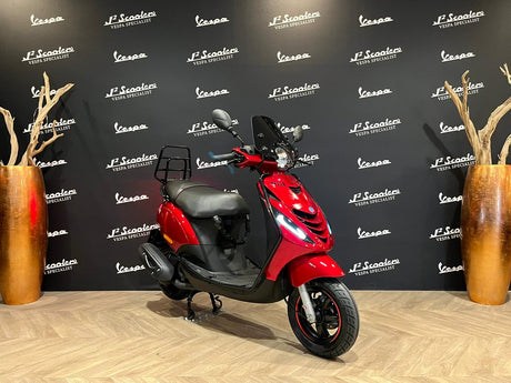 Piaggio Zip SP E5 Candy Red